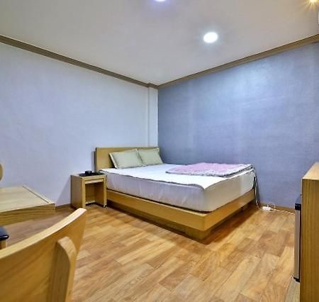 Daegu Bisan-Dong Villa Motel Екстер'єр фото