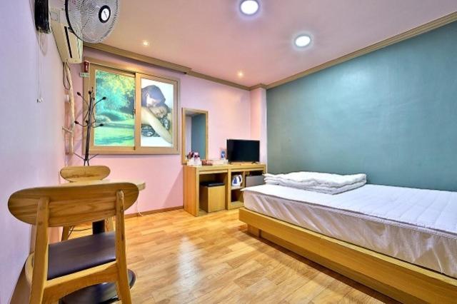 Daegu Bisan-Dong Villa Motel Номер фото